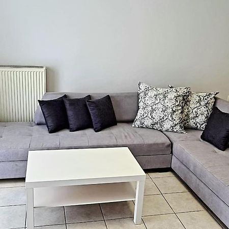 Ivanna Apartment Неа Мудания Екстериор снимка